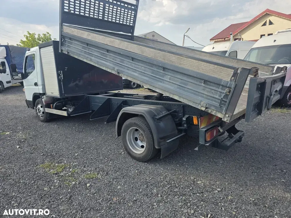 Mitsubishi CANTER — imagine 3