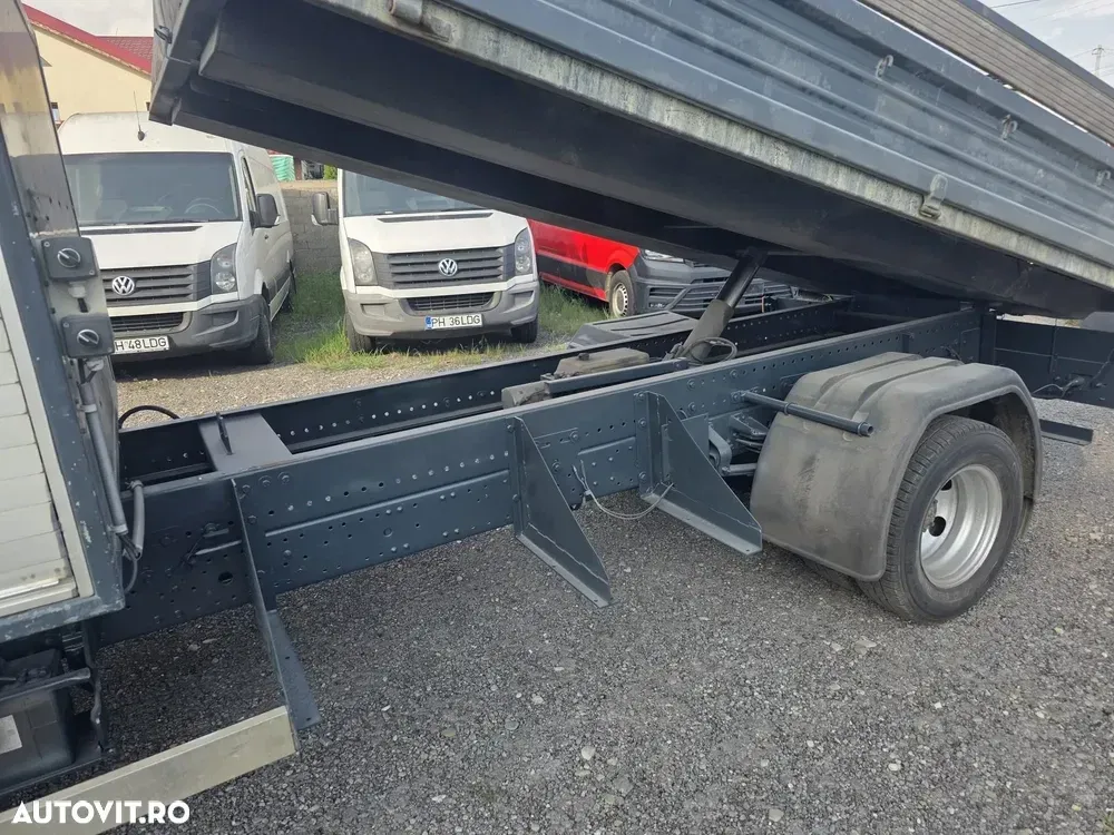 Mitsubishi CANTER — imagine 4
