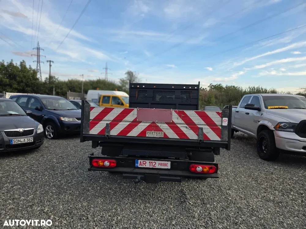 Ford Transit — imagine 5