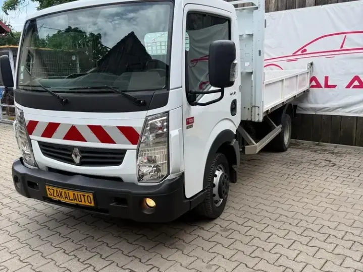 Renault Maxity
