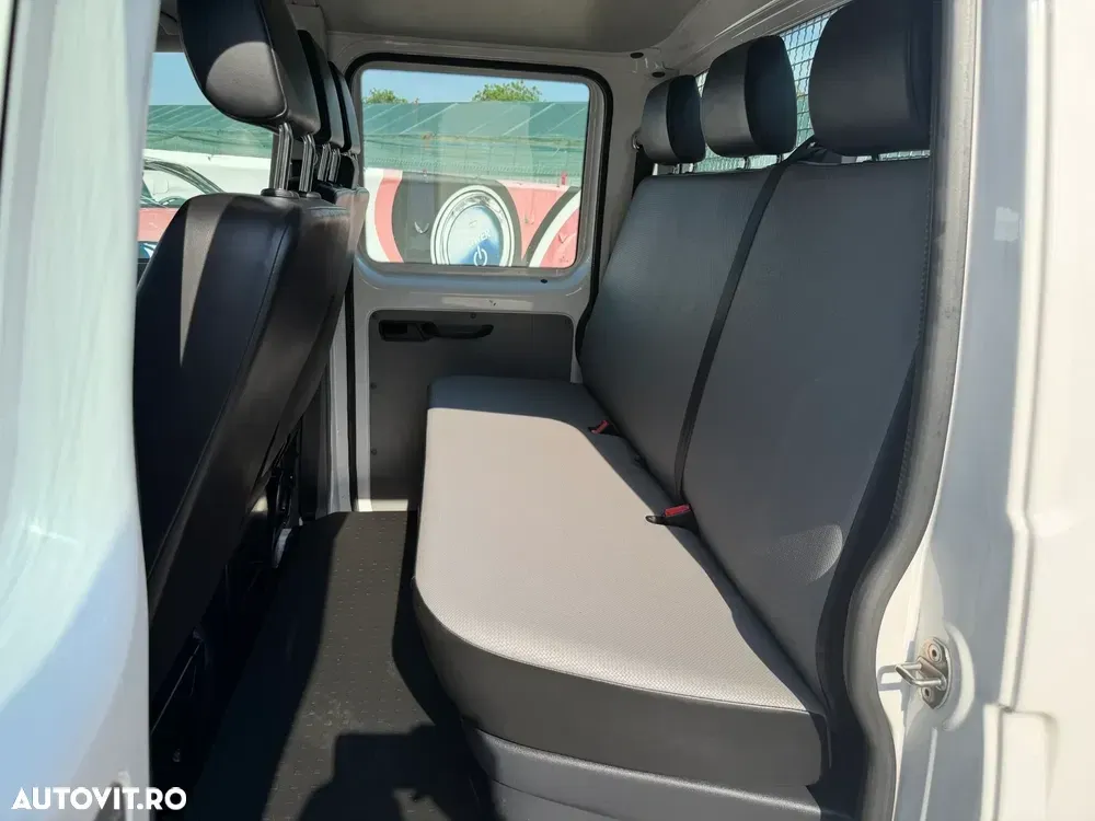 Volkswagen Transporter T6.1 Doka — imagine 6