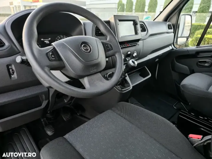 Opel Movano