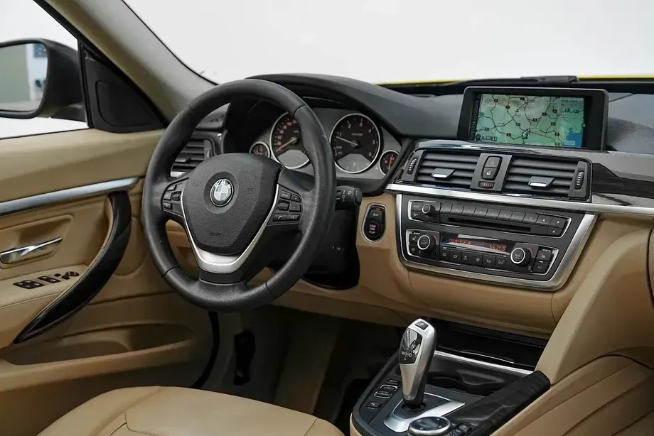 BMW Seria 3 325d Aut. Luxury Line — imagine 6