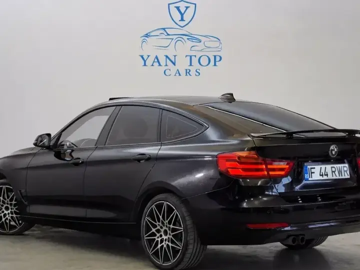 BMW Seria 3 325d Aut. Luxury Line