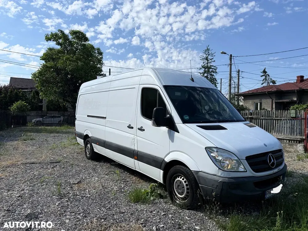 Mercedes-Benz 313 — imagine 2