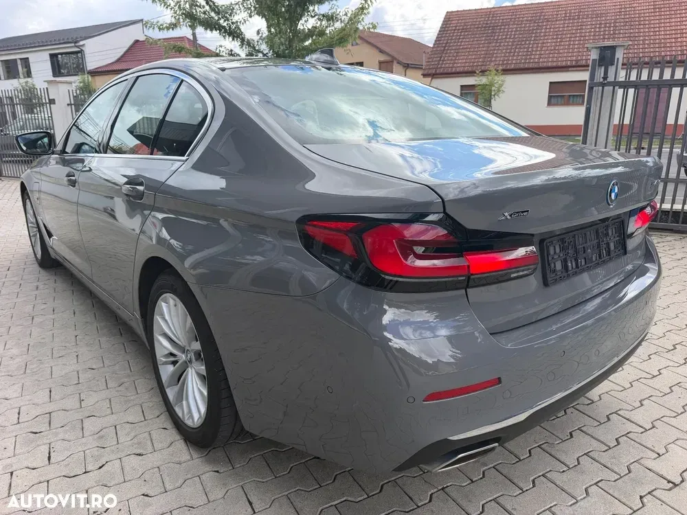 BMW Seria 5 G30/G31 [2017 - Prezent] 545e xDrive Aut. Luxury Line — imagine 3