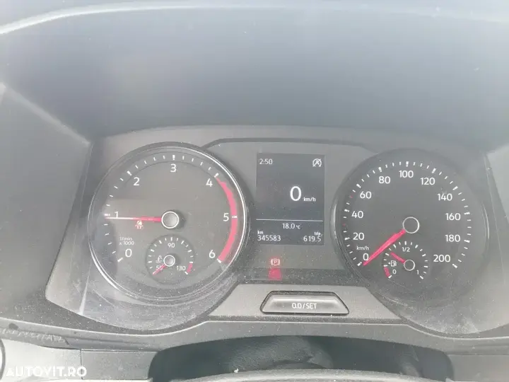Volkswagen Crafter Furgon L3H2 2.0 TDI