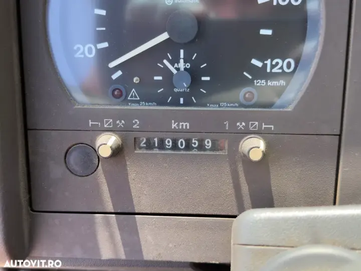 Mercedes-Benz 1324