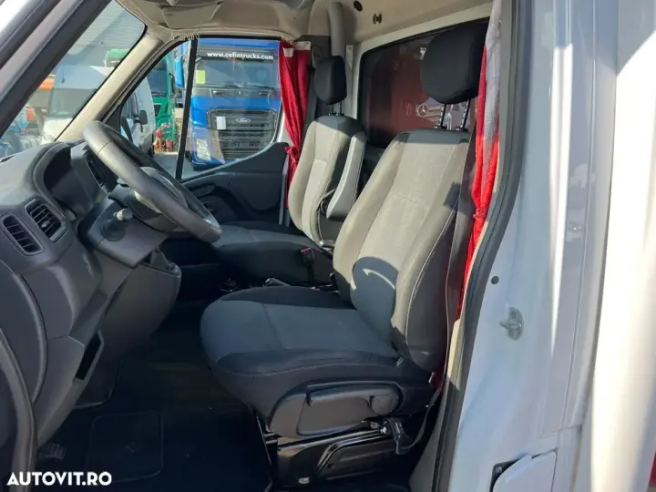 Renault MASTER 2.3D 163CP CABINA DE DORMIT SI PRELATA