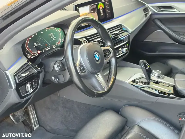BMW Seria 5 520d Aut. M Sport Edition