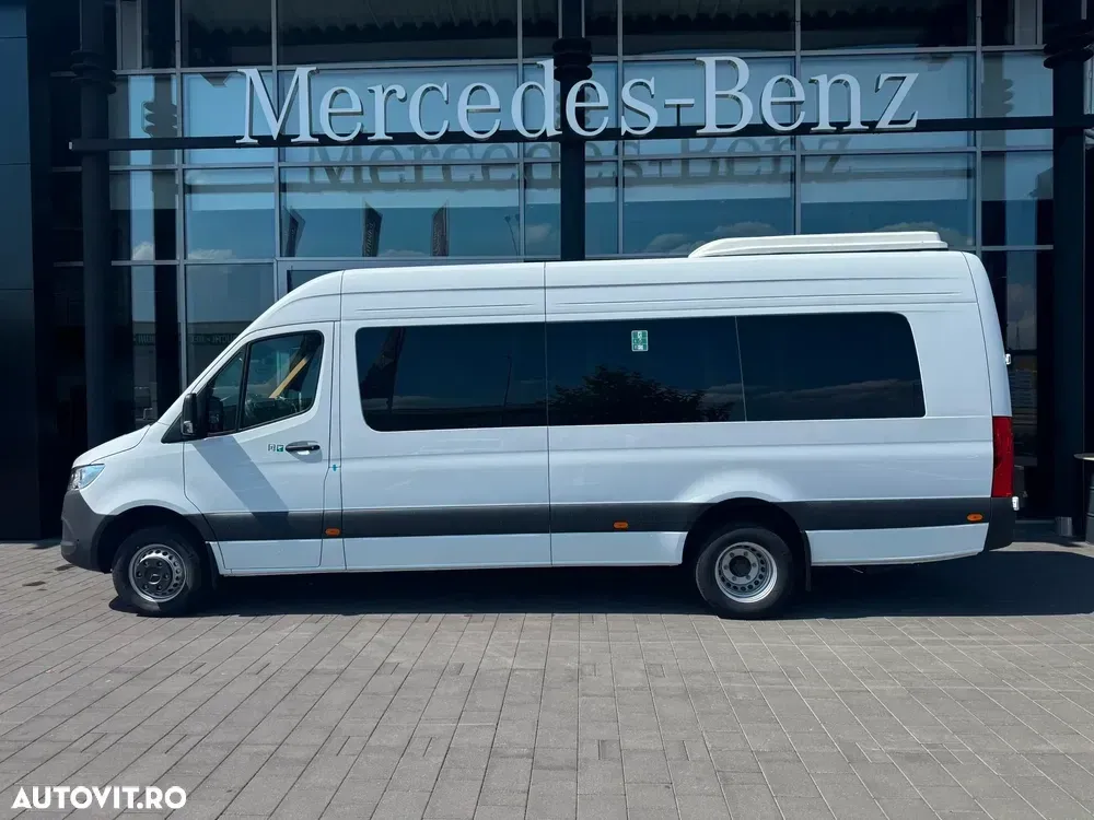 Mercedes-Benz Sprinter 517 Microbus 19+1+1 — imagine 2