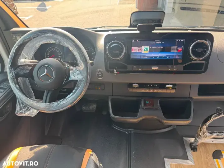 Mercedes-Benz Sprinter 517 Microbus 19+1+1