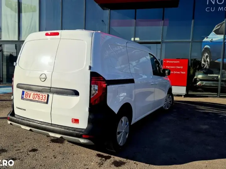 Nissan TOWNSTAR – Versiune Lungă (L2)
