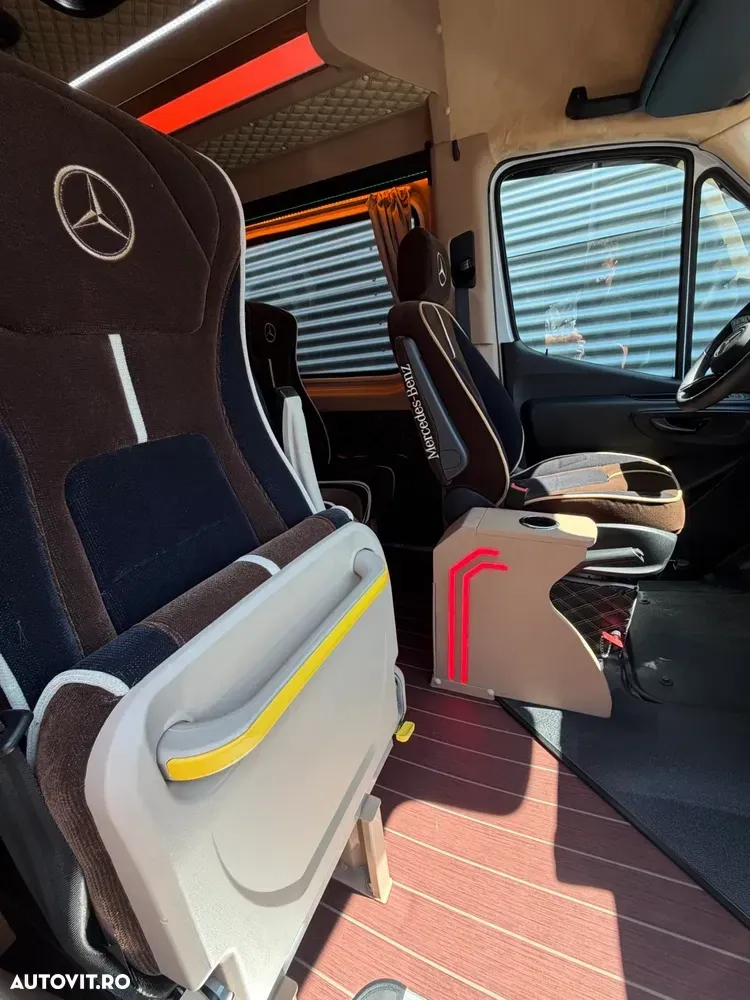 Mercedes-Benz Sprinter 517 CDI Microbuz 19+1+1 - CEM Bus — imagine 6