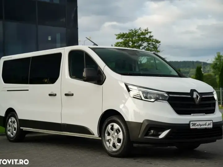 Renault TRAFIC III / AUTOBUZ / 9 LOCURI / 2022 / PRIMUL PROPRIETAR / REVIZAT