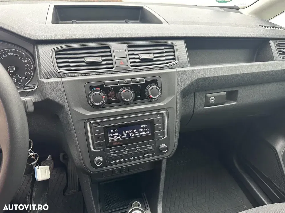 Volkswagen Caddy — imagine 6
