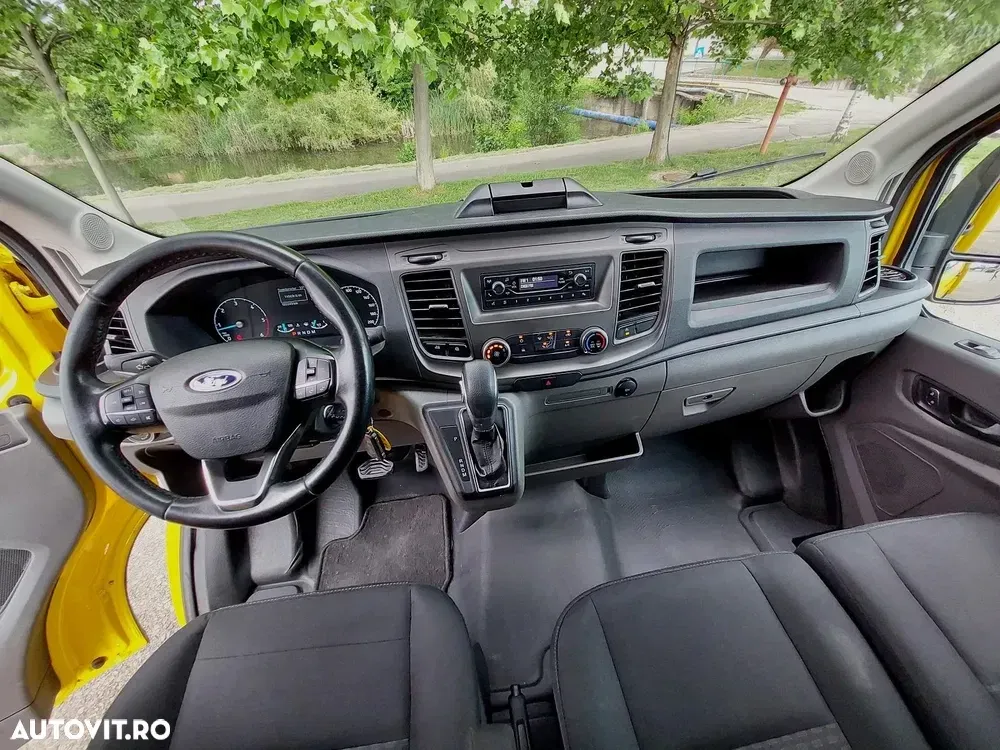 Ford Transit — imagine 5