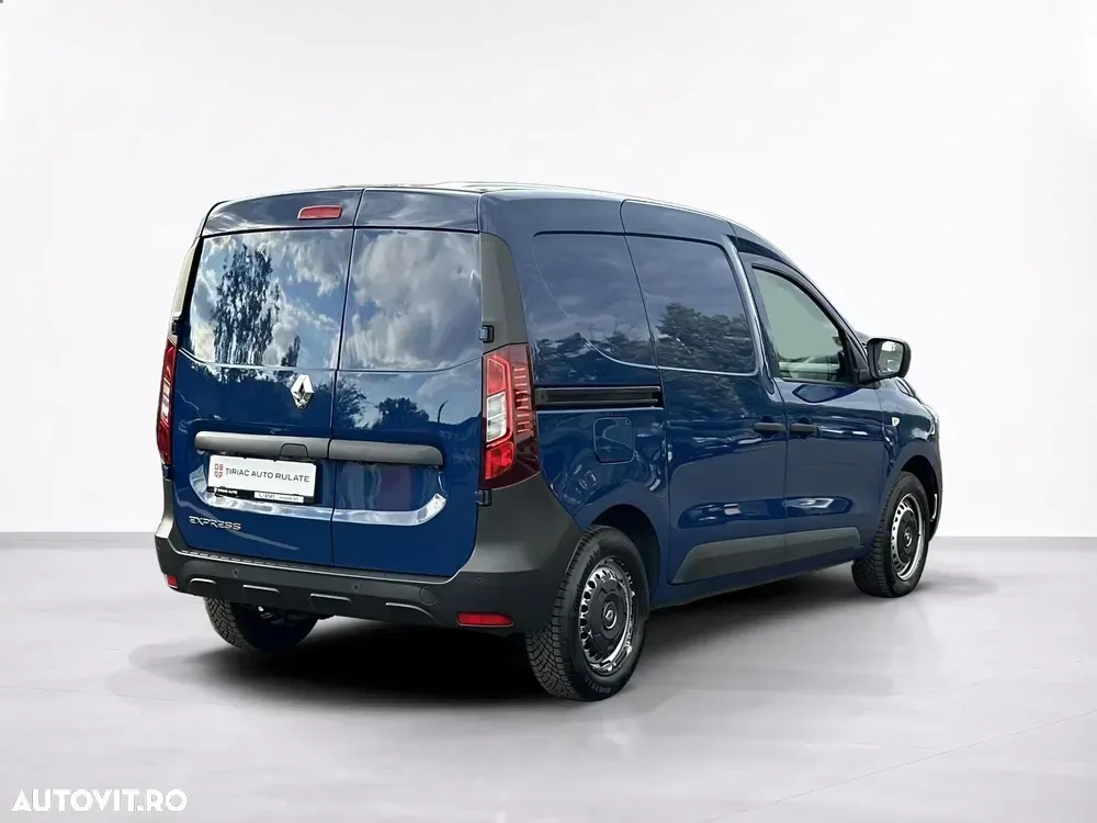 Renault Express — imagine 5