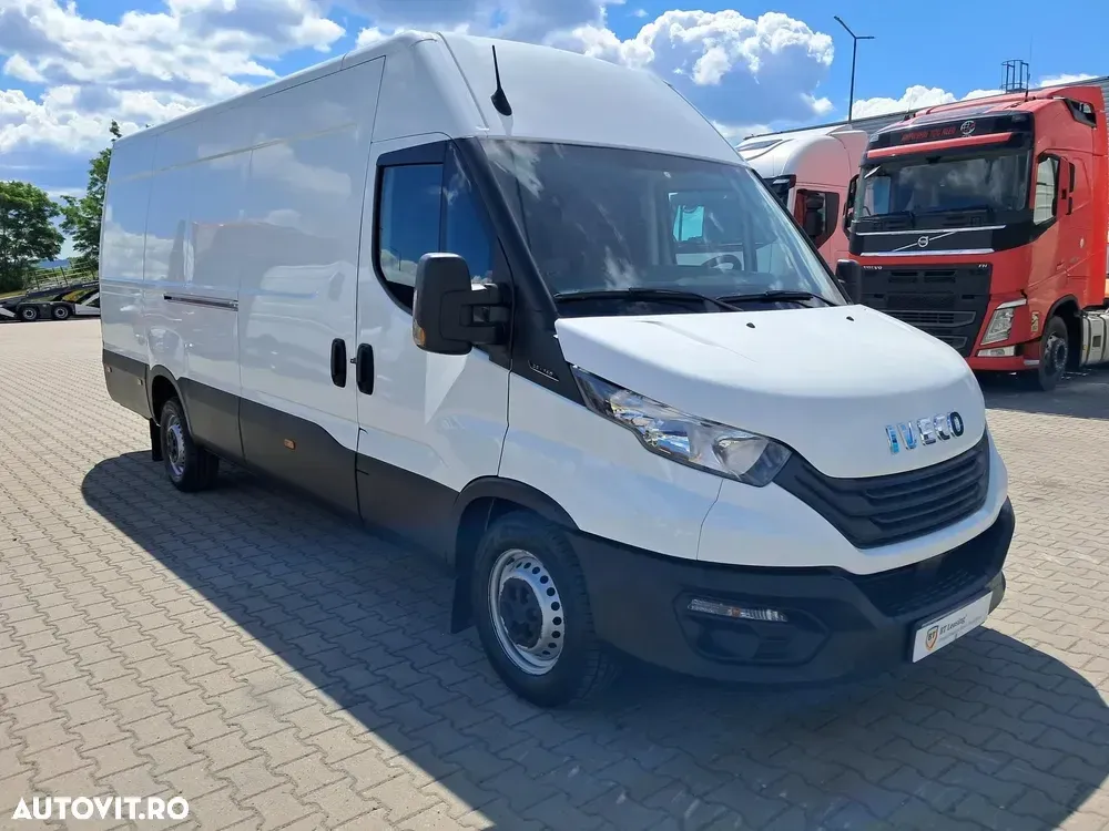 Iveco DAILY 35S14 FURGON 2.3D 136CP EURO 6 — imagine 2