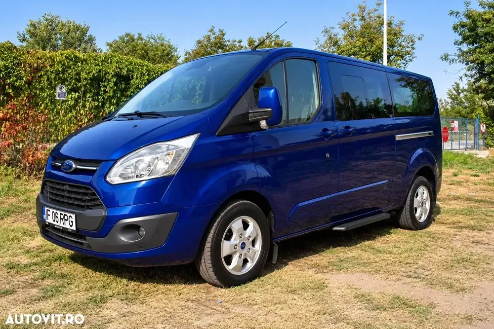 Ford Tourneo Custom — imagine 2