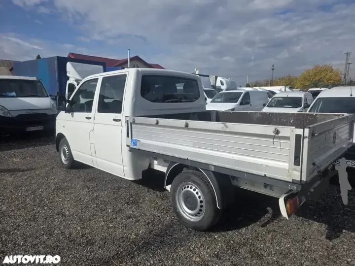 Volkswagen TRANSPORTER DOKA 6 Locuri