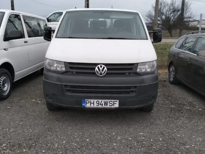 Volkswagen TRANSPORTER DOKA 6 Locuri