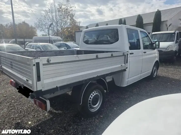 Volkswagen TRANSPORTER DOKA 6 Locuri