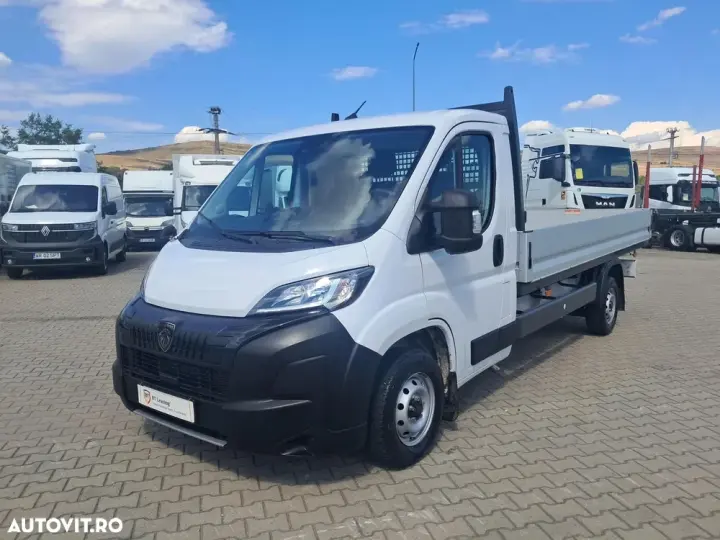 Peugeot BOXER PLATOU CABINA SIMPLA 3.5T L4 BASE 2.2 BLUEHDI 140CP BVM6 EURO 6.4