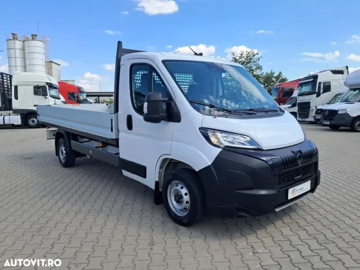 Peugeot BOXER PLATOU CABINA SIMPLA 3.5T L4 BASE 2.2 BLUEHDI 140CP BVM6 EURO 6.4