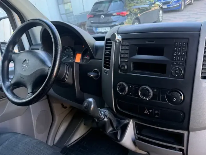 Mercedes-Benz Sprinter 316