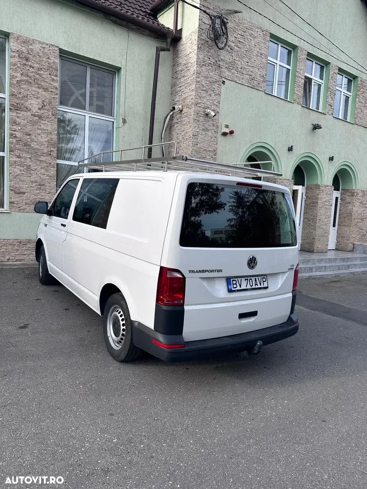 Volkswagen Transporter — imagine 5