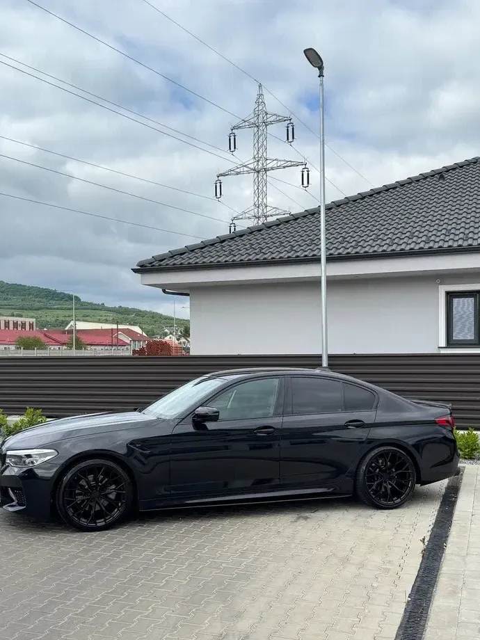 BMW Seria 5 G30/G31 [2017 - Prezent] 520d xDrive AT — imagine 3