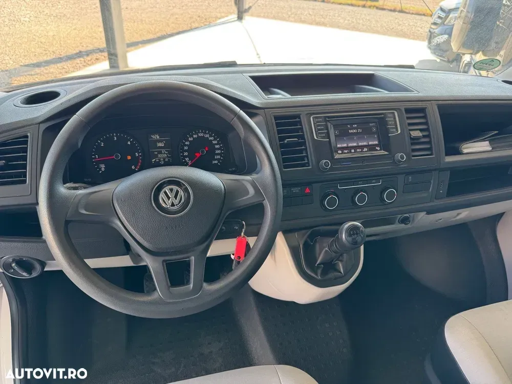Volkswagen Transporter — imagine 5