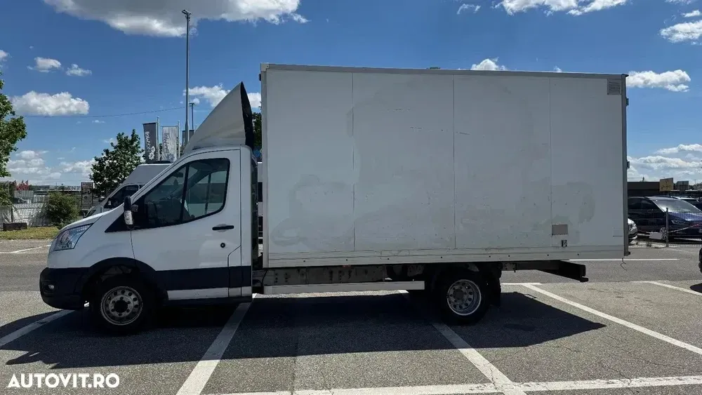 Ford Transit — imagine 4