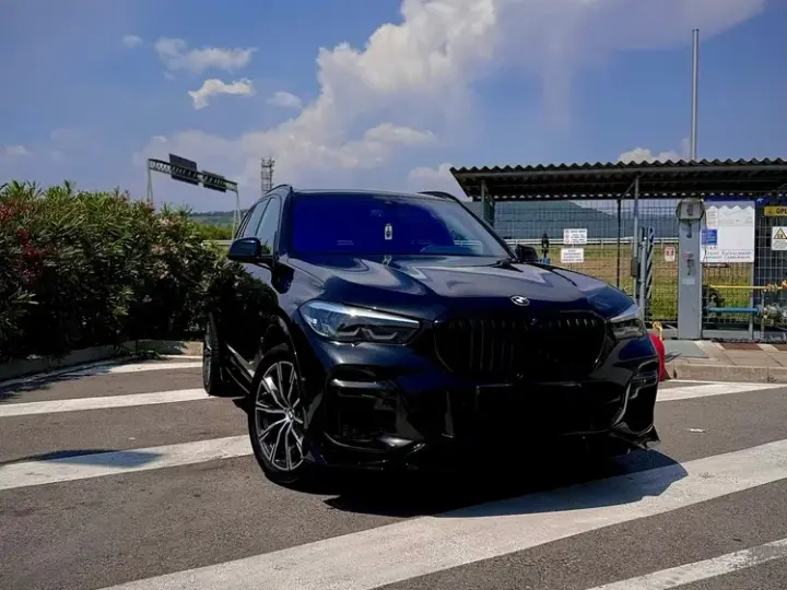 BMW X5 xDrive25d AT