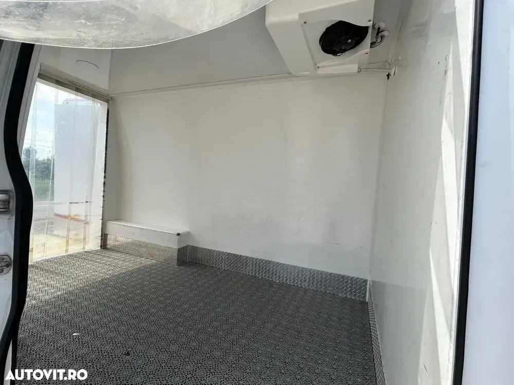 Mercedes-Benz Sprinter FRIGORIFIC THERMO KING — imagine 4