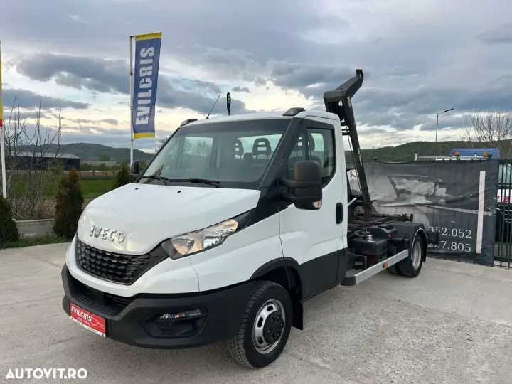Iveco LIFT DE CONTAINER CU CARLIG 3.0 D