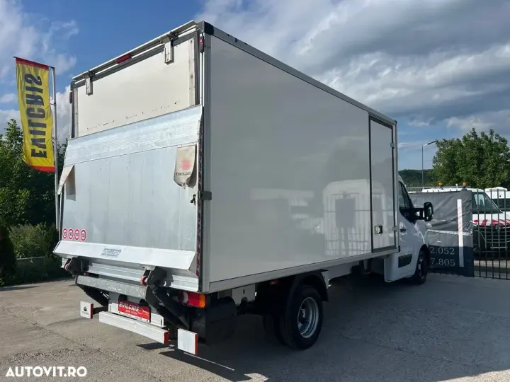 Renault Master BOX 8 EUROPALETI LIFT AXA DUBLA SPATE