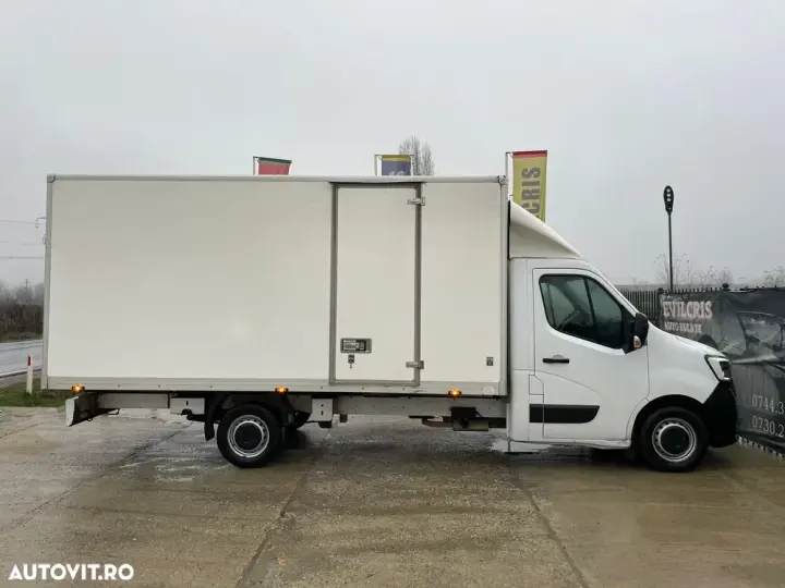 Renault Master BOX 4.8 m 10 EUROPALETI