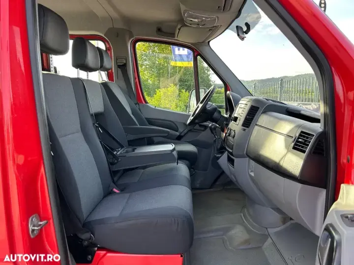 Volkswagen Crafter DOKA 7 LOCURI