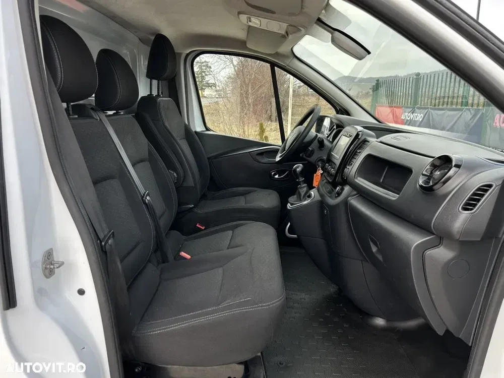 Opel Vivaro L2H1 — imagine 3