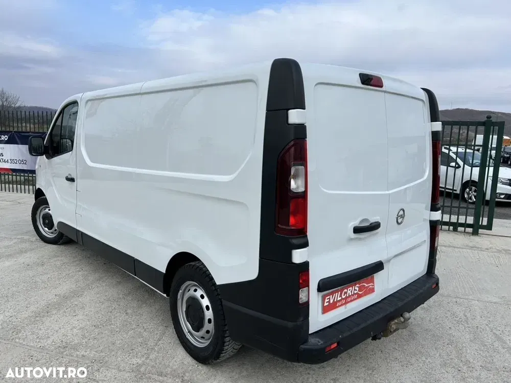 Opel Vivaro L2H1 — imagine 2