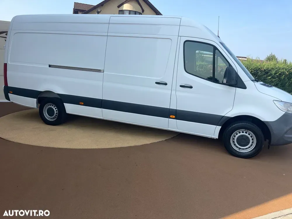 Mercedes-Benz Sprinter 319CDI LUNG — imagine 4