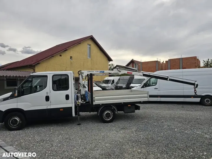 Iveco Daily 2.3 Diesel - 7 locuri + bena/platforma + macara