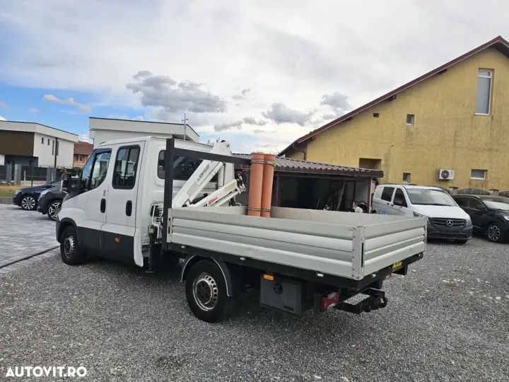 Iveco Daily 2.3 Diesel - 7 locuri + bena/platforma + macara