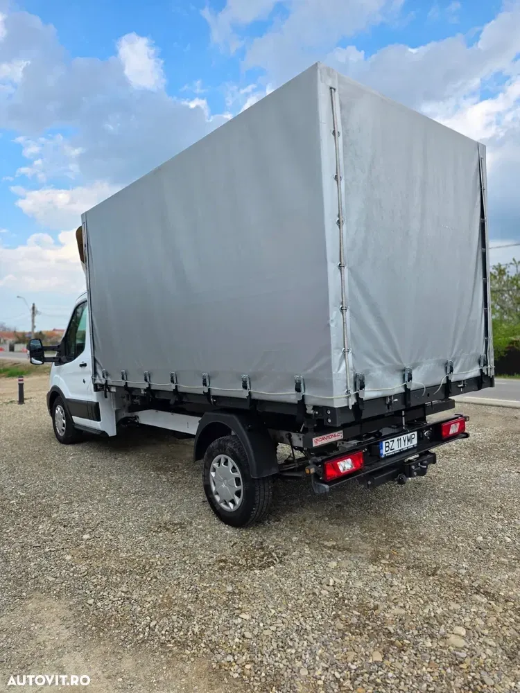 Ford Transit — imagine 4