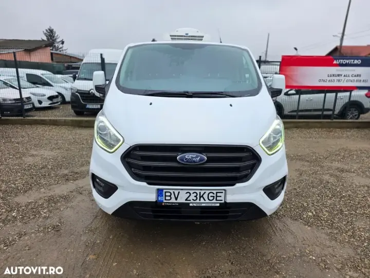 Ford Custom