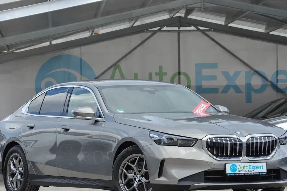 BMW Seria 5 520i AT MHEV — imagine 2