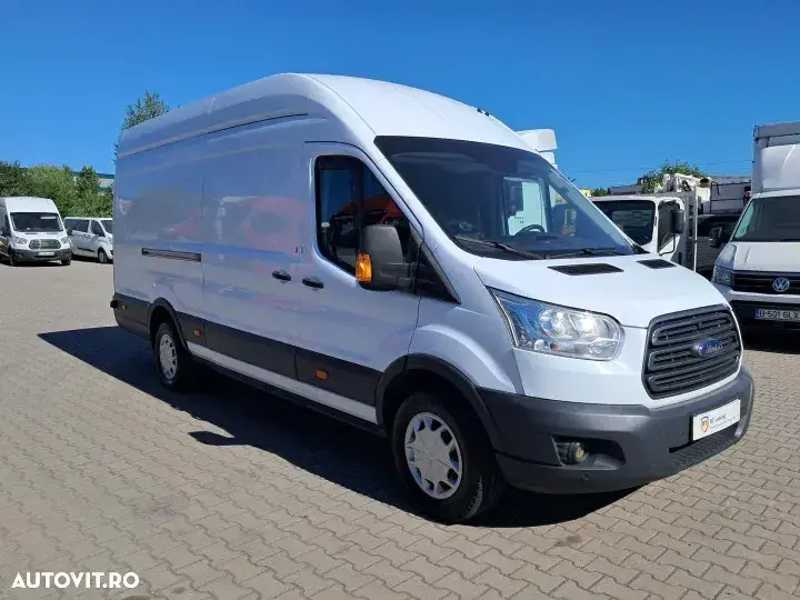 Ford transit furgon 2.0d 131cp manual