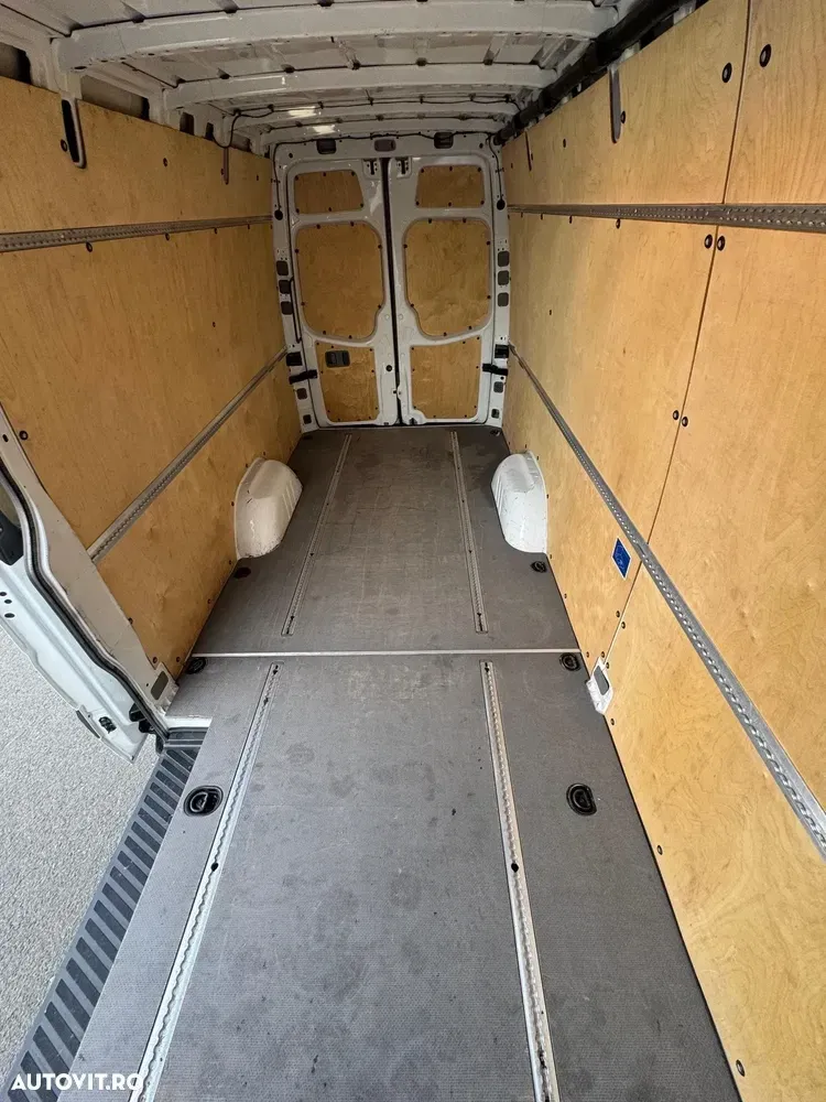 Mercedes-Benz Sprinter — imagine 5